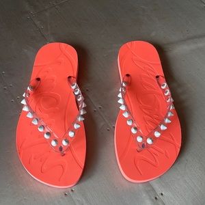 Christian Louboutin loubi flip Donna spike drag neon thong sandals sz 36 flat